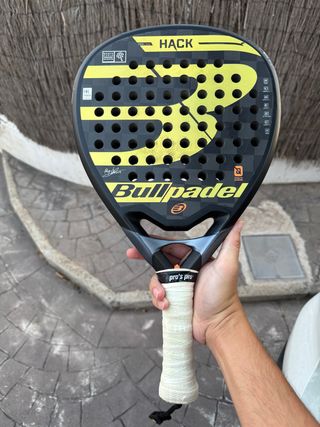 Pala de pádel Bullpadel Hack
