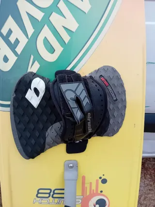 Tabla de kitesurf Land Rover Freelander 2