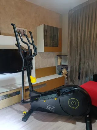 Elíptica Domyos 520 (EL520)