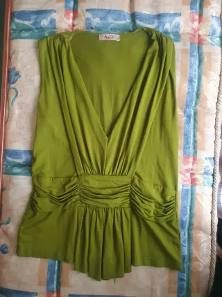 Top verde AdeT sin mangas Talla S