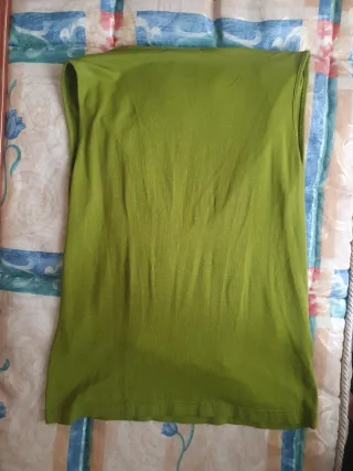 Top verde AdeT sin mangas Talla S