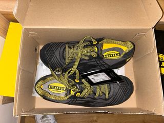 Botas Diadora Utility Negras y Amarillas