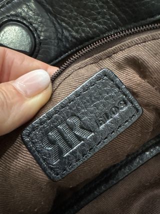 Bolso de piel negro