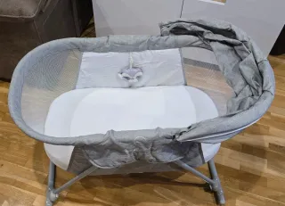 Minicuna Kinderkraft LOVI 3 en excelente estado