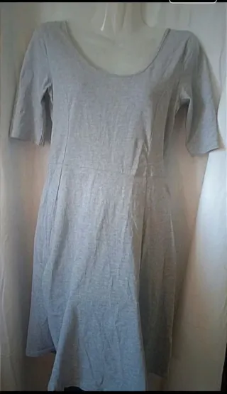 Vestido H&M Gris