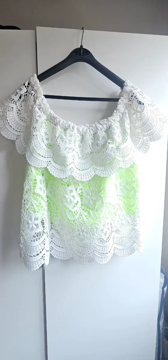 Conjunto Top y Pantalón Encaje Neón