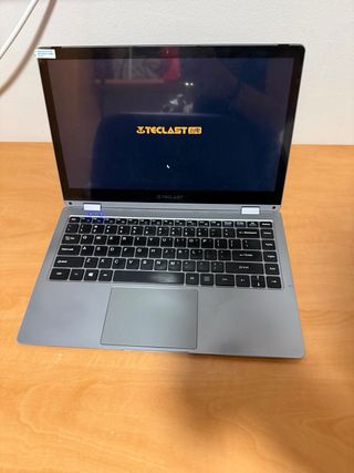 Teclast Táctil Gris sin caja con cargador