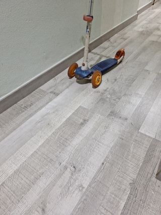Patinete infantil 3 ruedas azul. Se Regala 