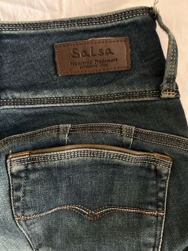 Vaqueros Salsa Mujer Push up mystery 
W26 L30