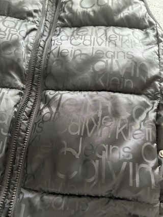 Impecable - Chaleco.Calvin Klein T.16 (XS adulto)