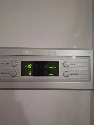 Nevera LG Premium ez Digital
