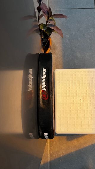 Pala Bullpadel Vertex 04