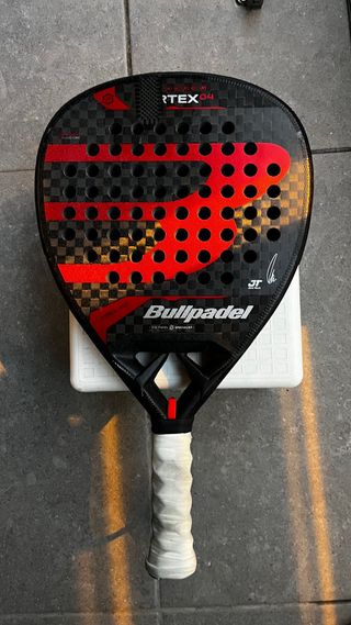 Pala Bullpadel Vertex 04