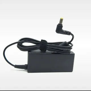 Adaptador de alimentação para notebook 65W 19V 3,4