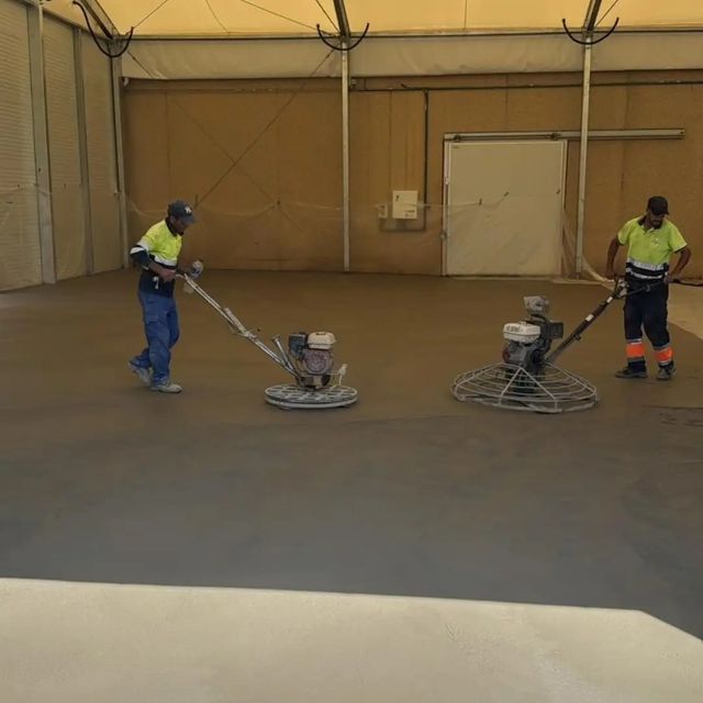 Hacemos todo tipo de trabajos en hormigón.