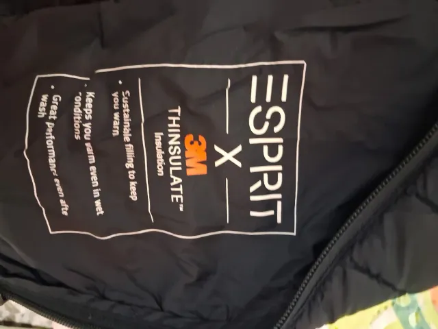 Abrigo Esprit Ultraligero Negro