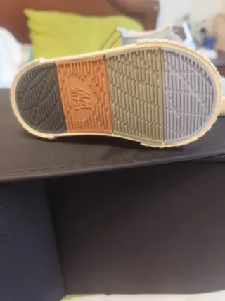 Botas bebé invierno perritos