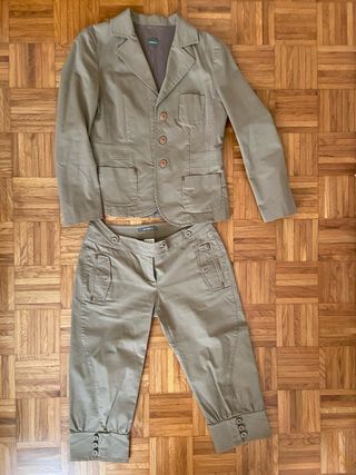 Completo blazer e pantaloni beige/marrone
