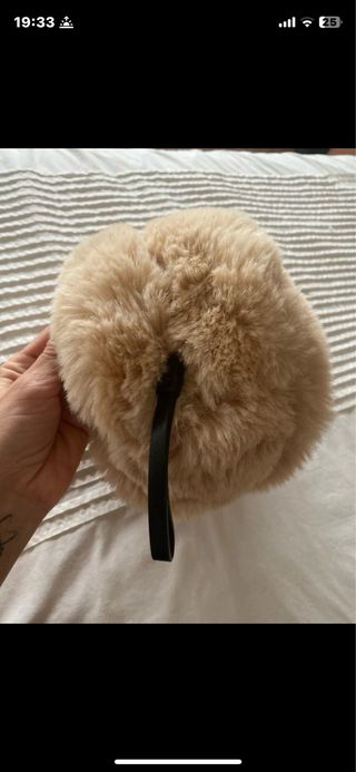 Neceser beige peludo