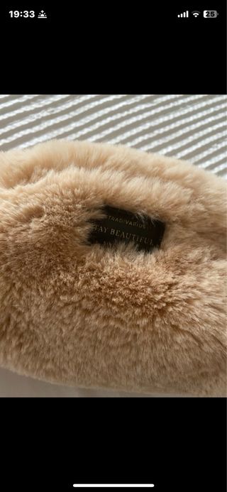 Neceser beige peludo