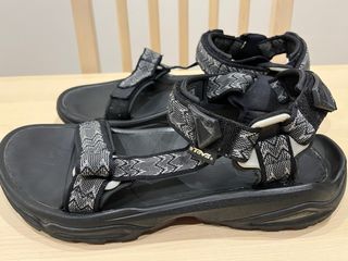 Sandalias Teva Talla 45.5 Negras/Grises