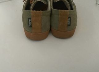 Zapatillas Pompeii verde oliva y marrón