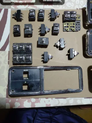 Interruptores y Plafones Jeep Cherokee XJ
