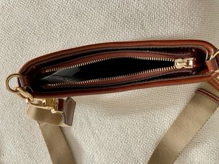 Bolso de hombro con monograma