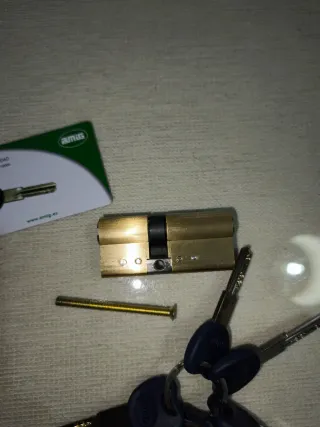 Bombín Cerradura Seguridad Amig + Llaves