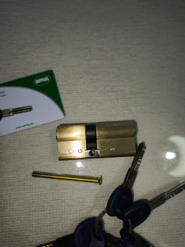 Bombín Cerradura Seguridad Amig + Llaves