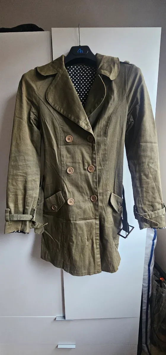 Chaqueta verde doble botonadura