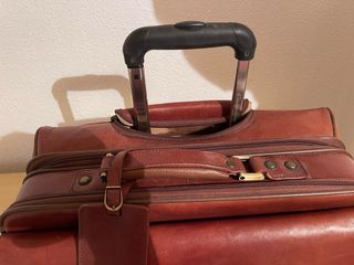 Maleta de viaje con ruedas