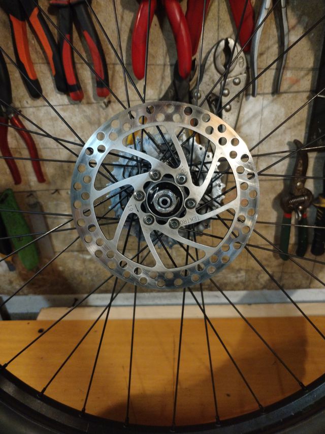 Rueda (26)×2.1.GURPIL( MAVIC) 9 PINIONES.disc160mm