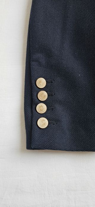 Americana Zara Azul Marino con Botones Dorados