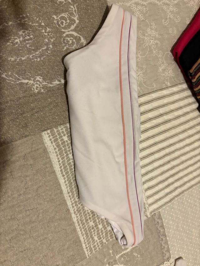 Costume bianco donna con righe rosa 

bikini