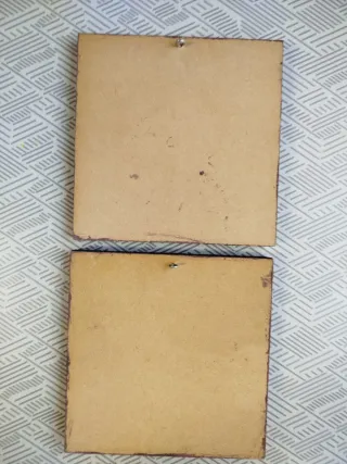 Due camere incorniciate e fatte a mano con smalto