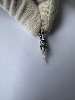 Colgante Daga Chrome Hearts Plata Auténtico
