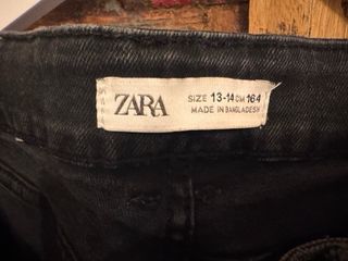 Zara Vaqueros Cargo Negros