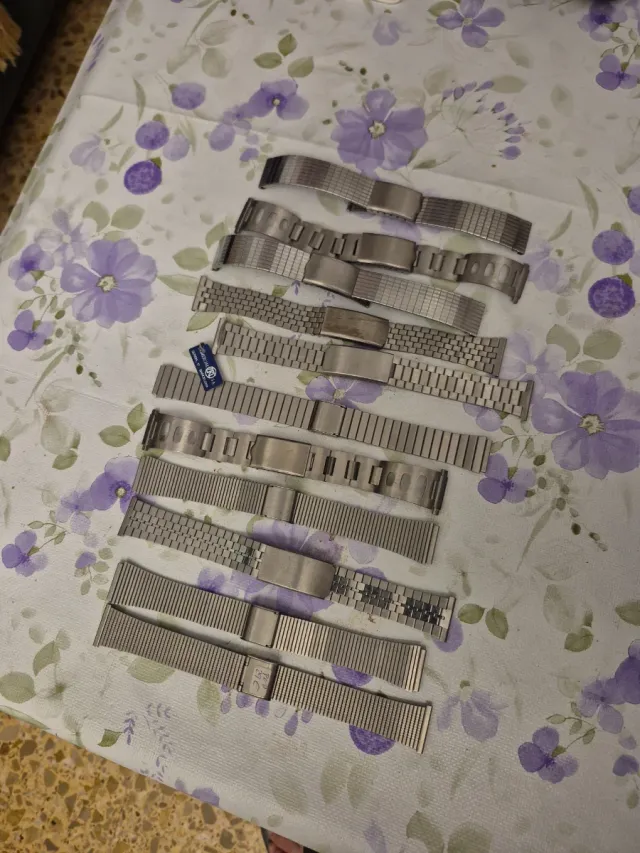 11 Correas de Reloj Metálicas