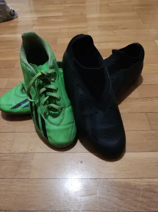 Zapatillas niño fútbol negro y verde