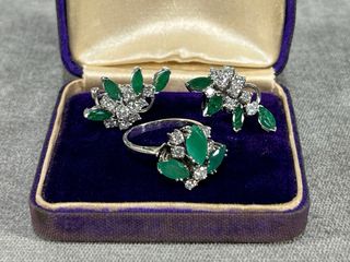 Conjunto Oro Blanco Esmeraldas y Diamantes