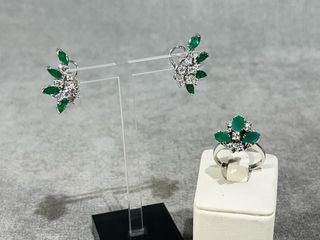 Conjunto Oro Blanco Esmeraldas y Diamantes