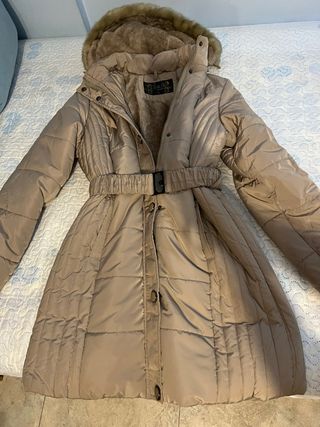 Abrigo Plumón Mujer Beige Nuevo