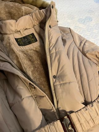 Abrigo Plumón Mujer Beige Nuevo