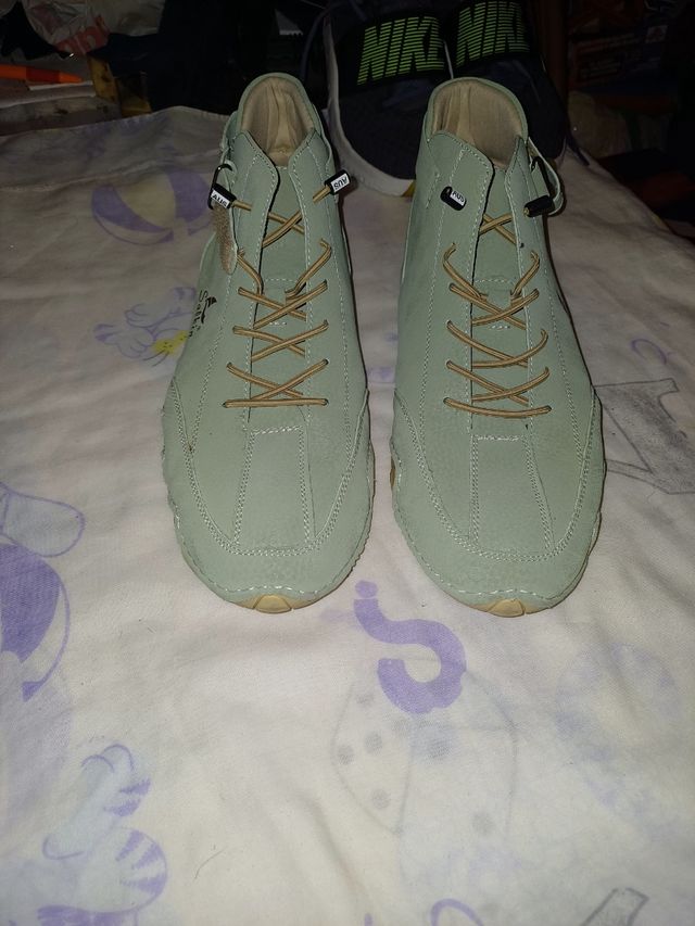 Botas de couro verde