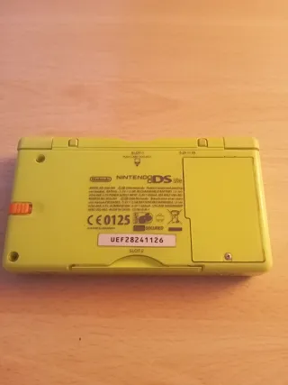 Nintendo DS Lite Lima