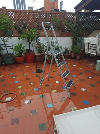 Escalera aluminio 4 peldaños - Madrid centro