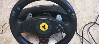 Volante Ferrari con Pedales para PC 