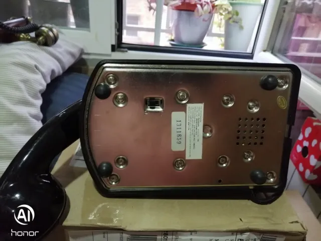 Teléfono antiguo Gotham negro baquelita