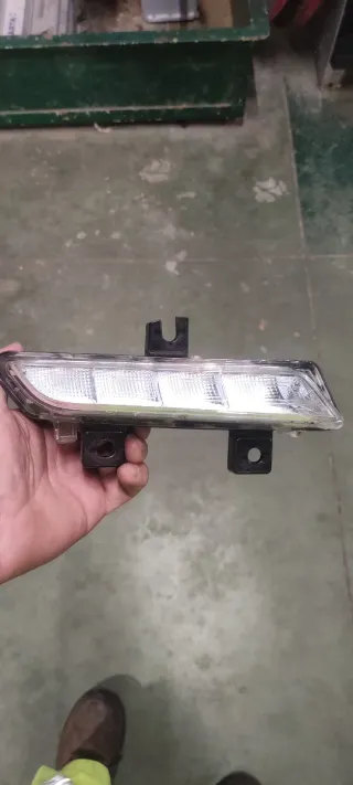 Faro Luz Día Renault Captur Izquierdo